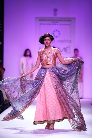 Krishna Mehta showcases collection at LFW