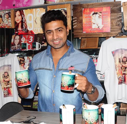 Dev launches  Presto-Yoddha merchandise 
