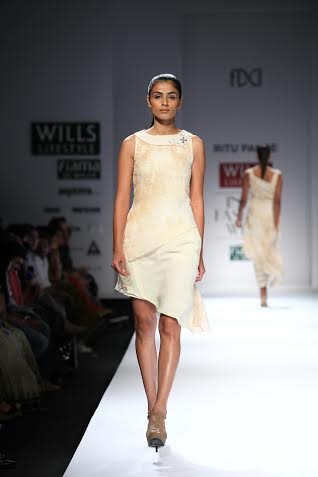 Sania Mirza walks for designer Ritu Pande at  WLIFW 