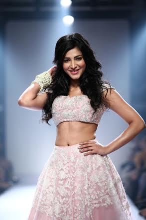 Shruti Haasan walks for Shehla Khan at Lakme Fashion Week