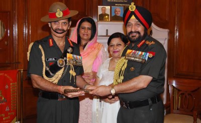 General Bikram Singh hangs uniform, Gen. Dalbir Singh Suhag new army chief