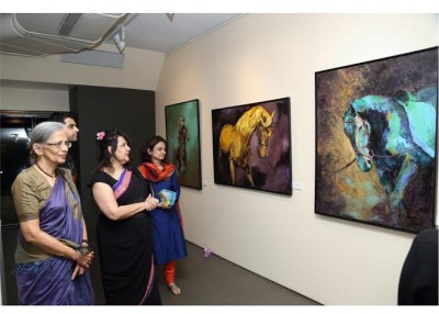 Raell Padamsee inaugurates Stillness in Motion  exhibition