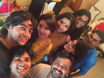 'Trip To Bhangarh' team goes for Ganpati Visarjan