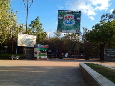 Armed man fires at top pharma company chairman in Hyderabad