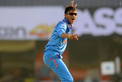 Axar Patel to replace Jadeja in team against Australia