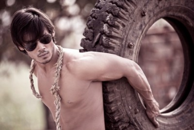 Harsh Vardhan connects composer duo Agnel-Faizan with singer Javed Bashe 