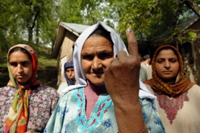  71 pc polling in Jammu and Kashmir, 65 pc in Jharkhand