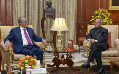Mukherjee receives Bangladesh President in Rashtrapati Bhavan 