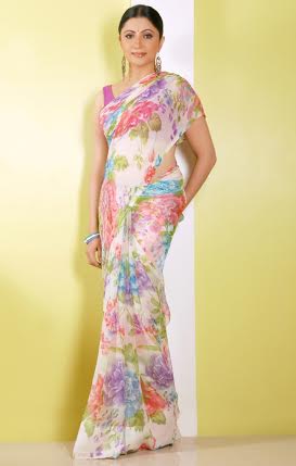 Seema Bedi becomes Mrs India Queen 2014 Western Zone Finalist