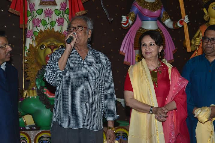 Sharmila, Soumitra get together for puja inauguration