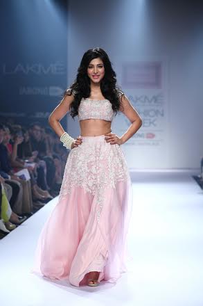 Shruti Haasan walks for Shehla Khan at Lakme Fashion Week