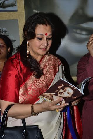 KIFF: Starry filmfest pays tribute to Suchitra Sen