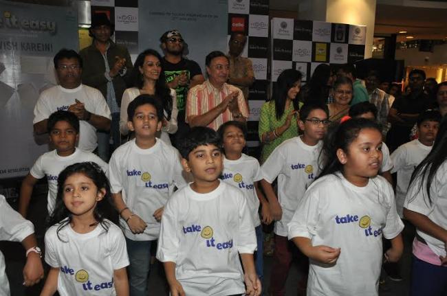 Take It Easy cast promotes film