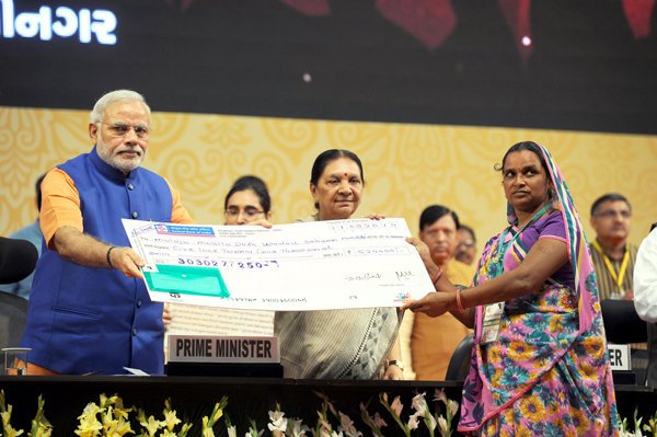 Narendra Modi taking blessing of his mother