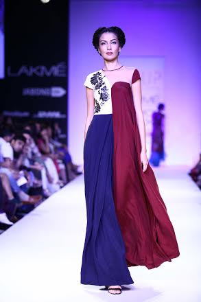 Geeta Basra walks for  Sougat Paul at Lakme Fashion Week