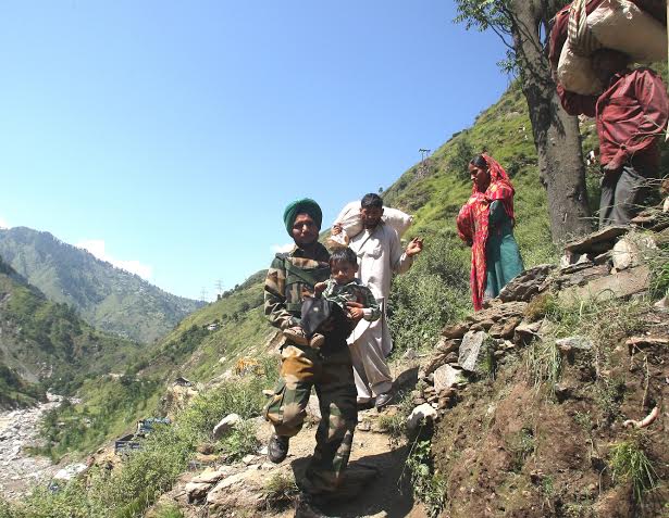 Army carries out Kashmir flood relief and rescue