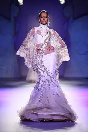 Shraddha Kapoor walks for Gaurav Gupta at ICW Delhi