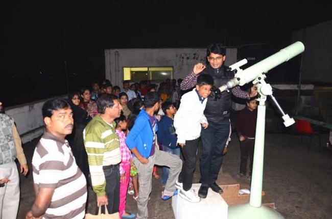 Jupiter comes closest to Earth tonight, long queue spotted outside BITM Kolkata