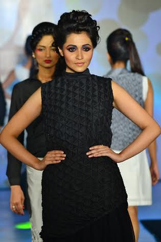 Nusrat sizzles the ramp 