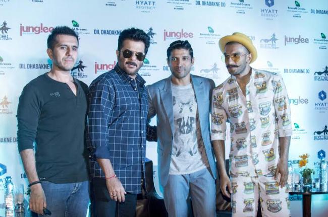 "Dil Dhadakne Do" stars sizzles Kolkata