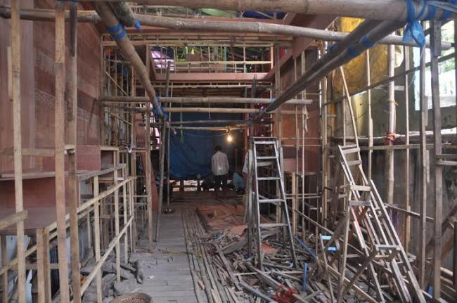 Bhowanipur 75 Palli Sarbojanin Durgotsav gears up for the festive season with  'Juta Abishkar' theme