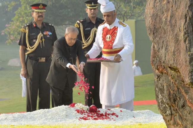  Late Smt. Indira Gandhi, on her 98th Birth Anniversary, at Shakti Sthal, in Delhi
