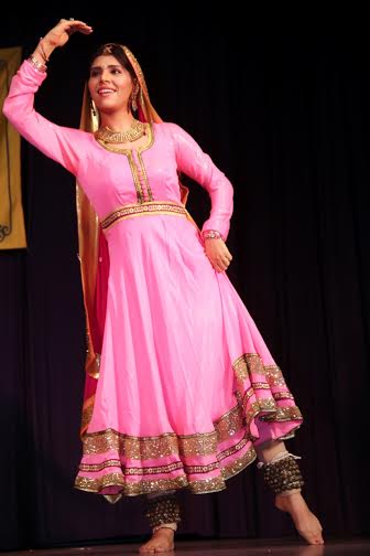 Anjanaa Bhattacharya receives special award for Kathak 