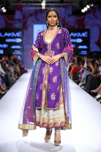 Ritu Kumar's collection showcased in LFW