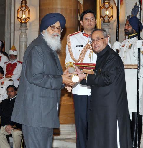 President confers Bharat Ratna, Padma Awards 