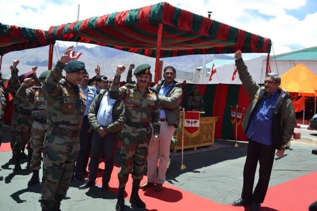 Parikkar arrives in J&K to review security situation