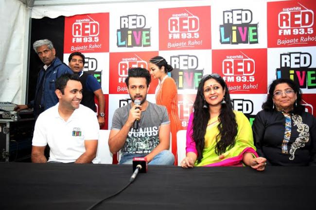 Atif Aslam, Mohit Chauhan performs together