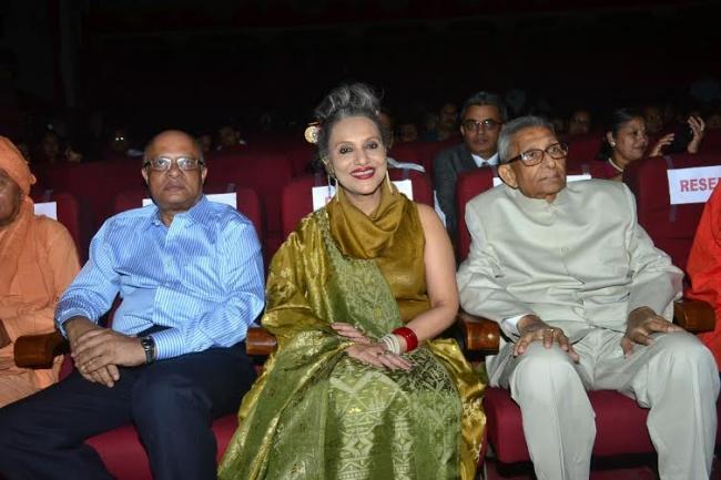 Suthol Pathikrit Samman 2015 hosted in Kolkata