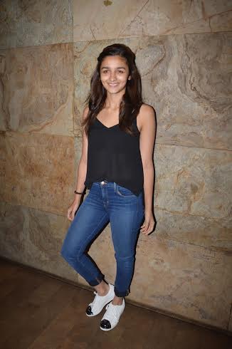 Sidharth Malhotra hosts special screening of Brothers