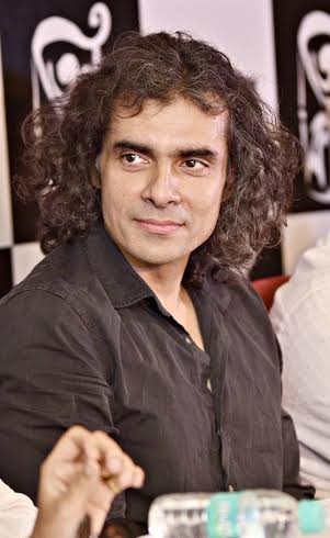Kolkata: Imtiaz Ali, Rituparna Sengupta address media on 'Teenkahon'