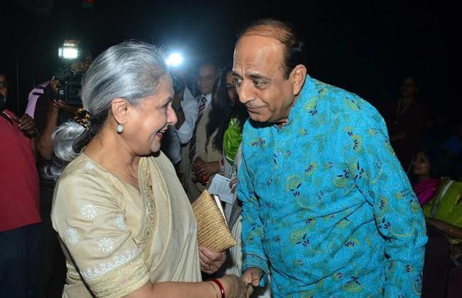 Jaya Bachhan inaugurates 'Pratibimb'