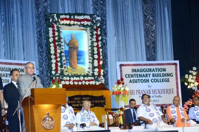 President calls for improvement in quality of higher education in India