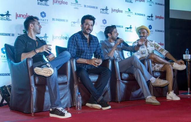"Dil Dhadakne Do" stars sizzles Kolkata