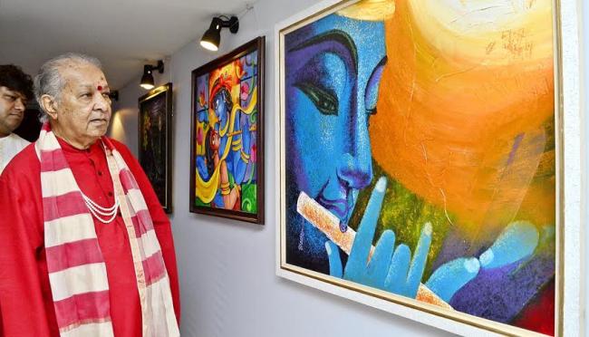 Hariprasad Chaurasia inaugurates exhibition in Kolkata