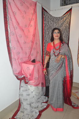 Academy of Fine Arts hosts Black & White art exhibition by artist Saumi Nandy