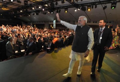 PM at Paris Community Reception