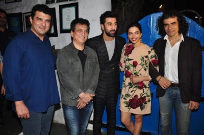 Ranbir Deepika's impromptu party to celebrate Tamasha's success