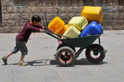 Ahead of Yemen ceasefire, UNICEF sounds alarm about impact of crisis on children