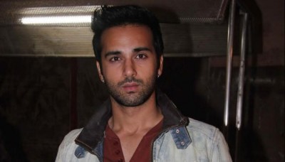 Pulkit Samrat wishes the Rock On 2 team 