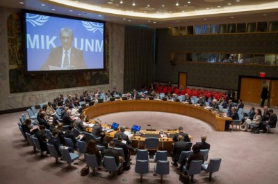 Kosovo: UN envoy calls on parties to engage in dialogue, make 'hard choices' for regional stability