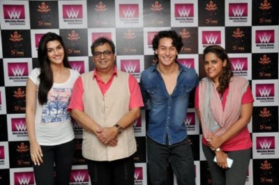 Tiger Shroff, Kriti Sanon perform Yoga at Whistling Woods International