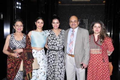 Tanuja, Kajol, Tanishaa  come together for Breast Cancer Awareness