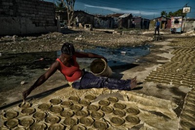 Ban says new 2030 Agenda can help eradicate poverty