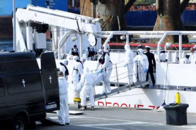 Callous EU politics on migrants costing lives: UN rights chief