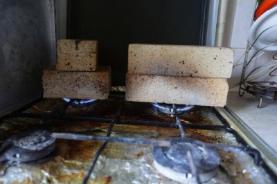 Ukraine: UN warns 700,000 children at risk due to severely damaged heating systems