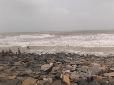 WB: Kharagpur IIT students drown in Digha sea